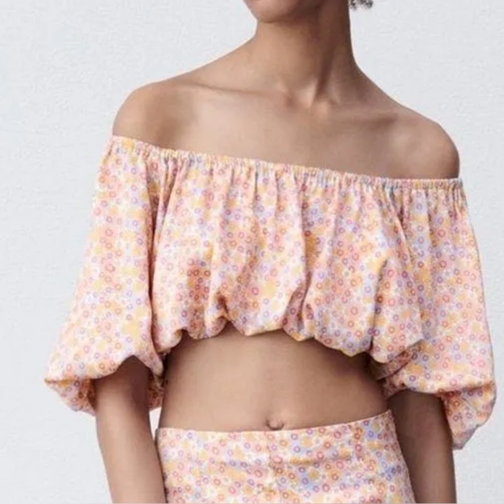 ZARA Printed Satin Effect Puff-Sleeve Off-The-Shoulder Crop Top Women’s Small